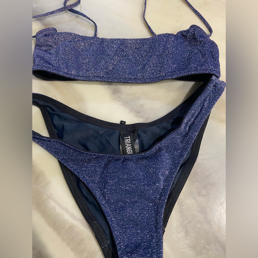 Triangl swim in navy. XS top small bottom